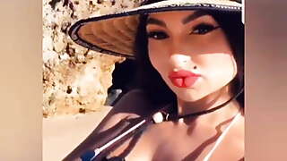 Hipdoll - 34