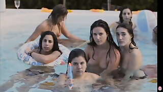 Topless videoclip Texxcoco