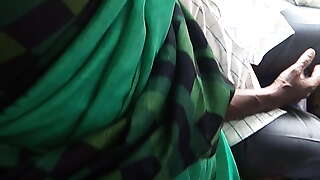 Tamil hot saree aunty dicking and grouped in bus