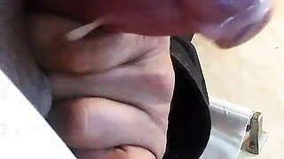 Huge thick cum for taylor swift