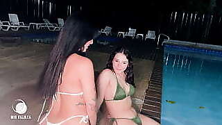 I meet a lesbian girl in colombia and she sucks my ass 5 minutes later