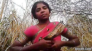 Exclusive- Desi Randi Bhabhi Outdoor Blowjob And Ridding Customer Dick 2