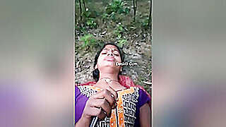 Today Exclusive- Desi Village Girl Out Door Pussy Fingering By Bf