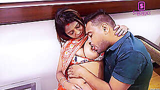 First On Net -srimoyee On Call