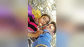 Today Exclusive- Desi Lover Outdoor Fucking