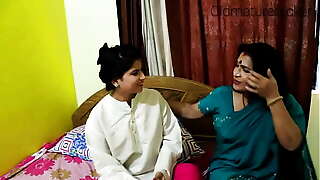 Indian old aunty boobs show
