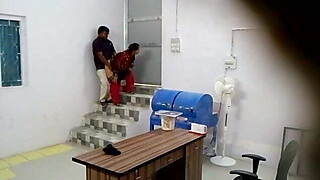 Desi Aunty Fucked in Office Hidden Cam Video (By XossipFap)