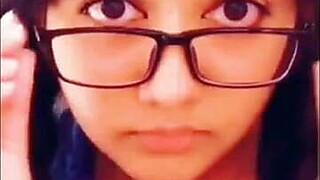 Arya cum tribute