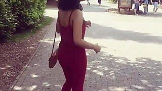 Indian uk ass wobble
