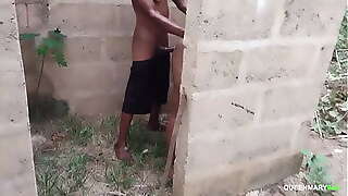 Site engineer fucked a worker in an uncompleted building