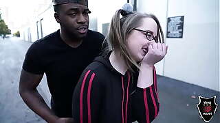 Andi Ray Sucks Rome Major'_s Ass &amp_ Cock Behind A Back Alley Dumpster!