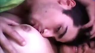 Indian amateur newly married leaked MMS