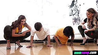 MomSwop - Intense Morning Workout with Our Single Moms