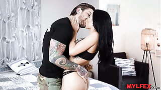 Mylfex - Smocking Hot Milf Blasted in a Luxury Hotel Room