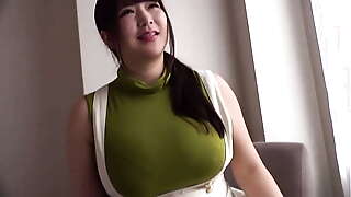 日本人爆乳モデルの秘蔵映像