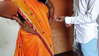 Flat ke paise KAM karne ke liye bhabhi jii ne apni chut Di