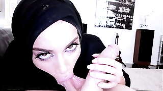 This Arab Milf sucked my balls - It was extremely hot. You should uncover the mystery of an Arab woman_ you might be surprised