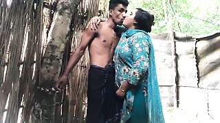 Devor and Bhabhi go to a very old house and suddenly have sex with fear