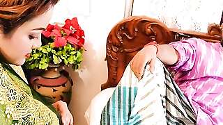 BHASUR DOES NOT CONTROL HIMSELF, AFTER WATCHING SEXY BAHU