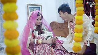 SHAADEE KE RAT HUSBAND KE SAMNE BOYFRIEND KE SATH HARDCORE SEX FULL MASTI
