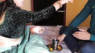 ne chod diya laddu kha ke chhoti stepsister twenty thousand mein chud gayi