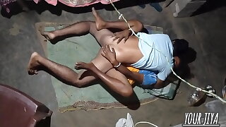 Indian girl has sex with her boyfriend