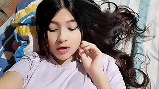 Masturbaci&oacute_n casera de una chica latina